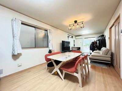 3LDK House in Matsudo with Solar Panels — Image 4, Matsudo, Chiba