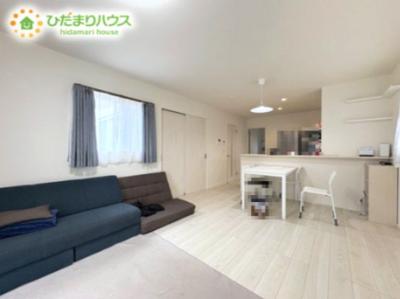 Modern 4LDK House in Yoshimi Town with Dual Balconies — Image 3, Yoshimi, Saitama