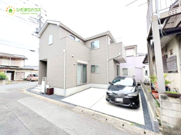 Modern 4LDK House in Yoshimi Town with Dual Balconies - Thumbnail 2