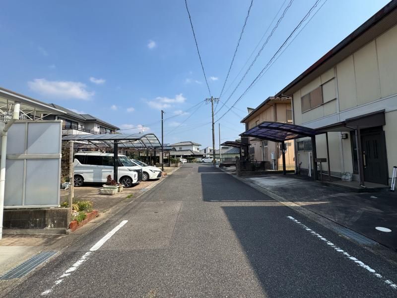New 3LDK House in Toyota City with High Insulation & 3 Car Parks - Thumbnail 4