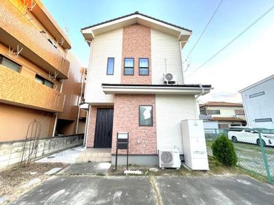Spacious 5LDK House Near Kagohara Station, Kumagaya City — Image 1, Kumagaya, Saitama