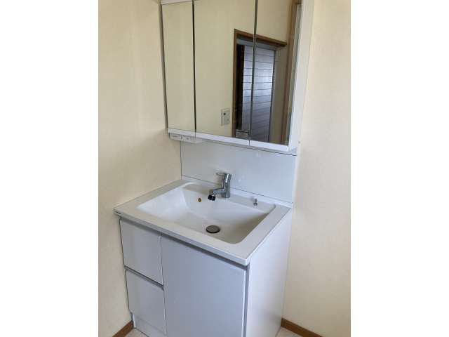 4DK House for Sale in Morioka's Matsuzono District - Thumbnail 3
