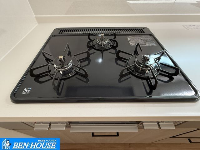 Compact 2LDK House with Loft and Roof Balcony in Kawasaki - Thumbnail 3