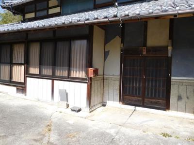 Toon City Kitagata detached house | Toon City, used detached house 18 minutes walk from "(Bus Stop) Kawakami Elementary School" (Property number: 3220189-0000077) — Image 2, Toon, Ehime
