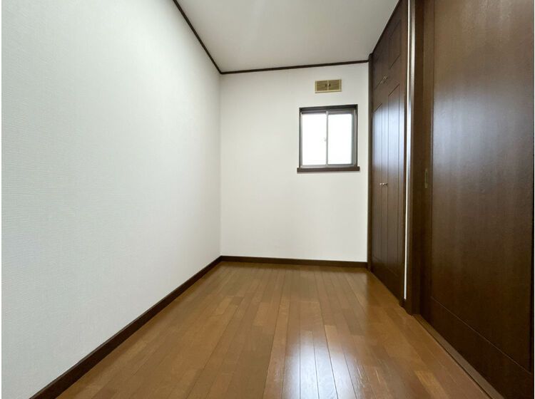 Renovated 4LDK House in Toyama with Mountain Views - Thumbnail 3