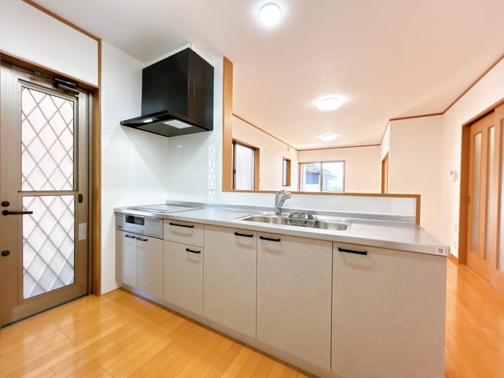 Renovated 4SLDK House in Tatsuno City with Modern Amenities - Thumbnail 4