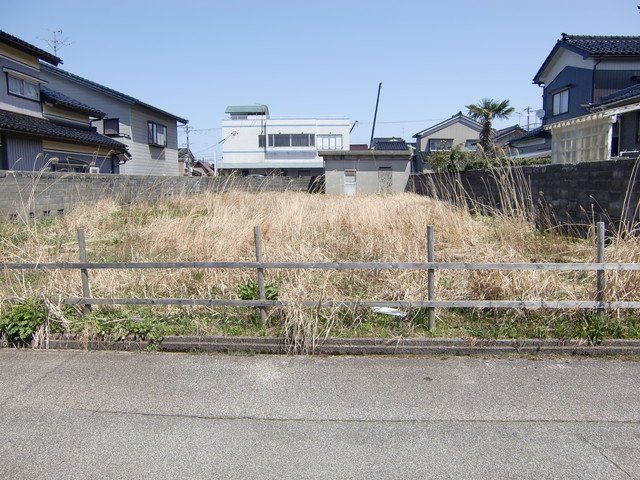 425 sqm Vacant Land for Sale in Uozu, Toyama - Thumbnail 2