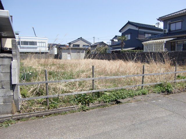 425 sqm Vacant Land for Sale in Uozu, Toyama - Thumbnail 3