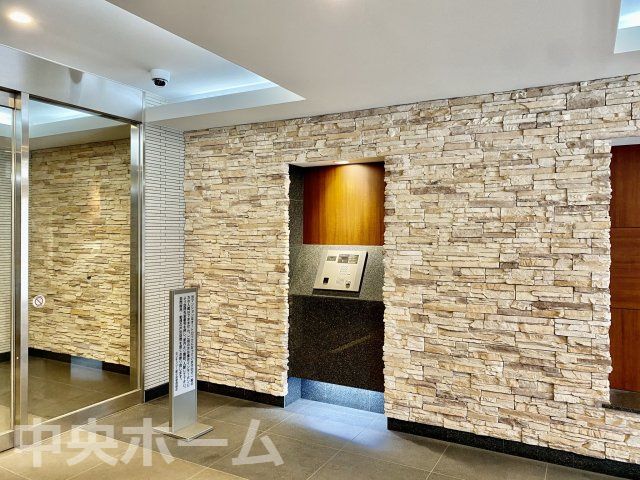 Century Shin-Koiwa 4F 3LDK Apartment for Sale in Tokyo - Thumbnail 4