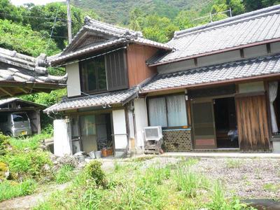 Susaki City Kamibunotsu detached house | Susaki City, JR Dosan Line Tosashinjo Station 4.8km used detached house (property number: 3220295-0000050) — Image 1, Susaki, Kochi