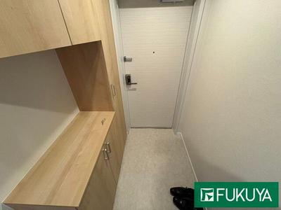 Renovated 3LDK Apartment in Nara City Near Shobuike Station — Front_door, Nara, Nara