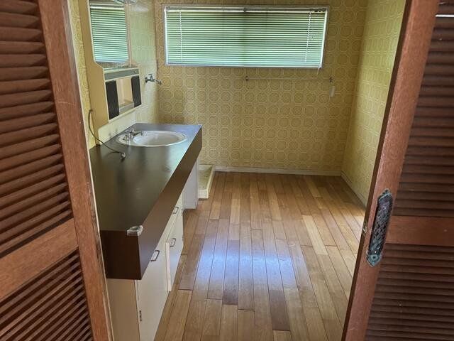 5DK House for Sale in Nakajima, Wakayama City - Thumbnail 3