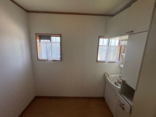 5LDK House for Sale in Maebashi, Gunma - Quiet Residential Area - Thumbnail 4