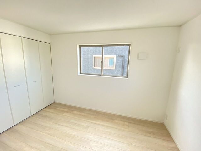 New 4SLDK House for Sale Near Izumi-Sotogasawa Station in Akita City - Thumbnail 3