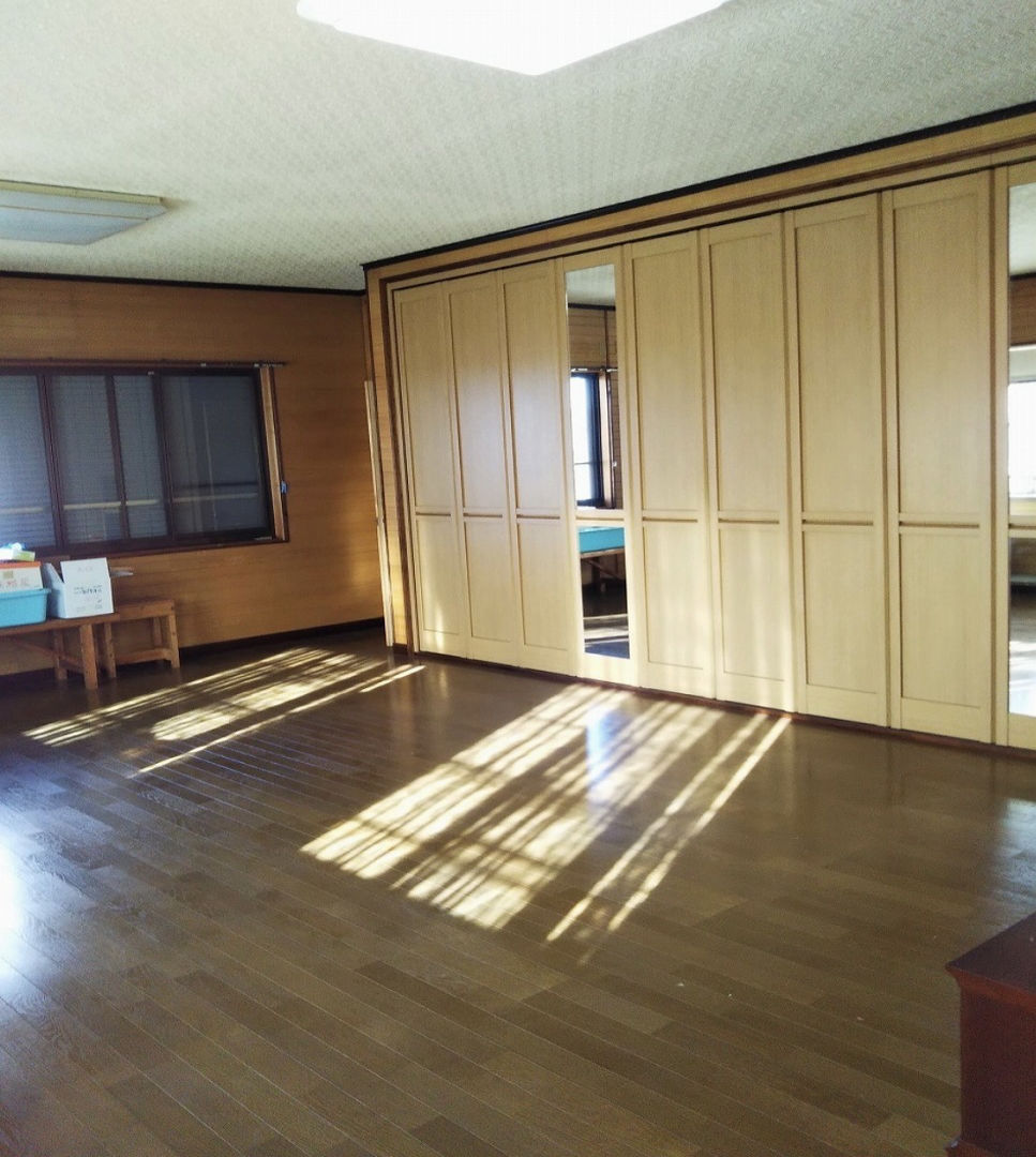 6K Detached House for Sale in Niihama, Ehime Prefecture - Thumbnail 4