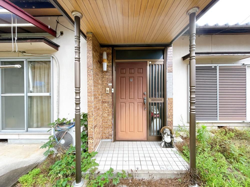 Renovated 3LDK House in Kameyama with Garden and Parking - Thumbnail 4