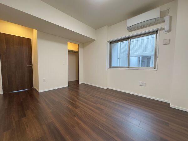 The Royal Komachi 10F 3LDK Condo in Central Hiroshima - Thumbnail 4
