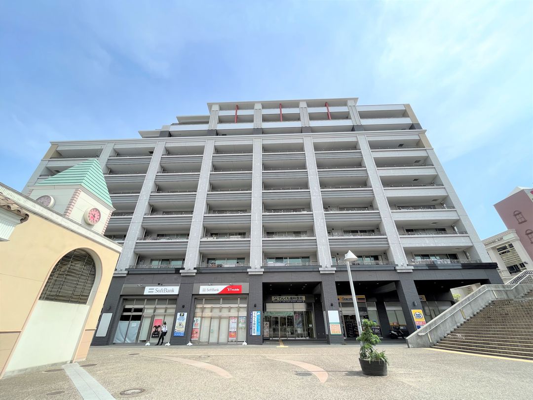 Lions Kohoku Newtown 3LDK near Kitayamada Station - Thumbnail 2