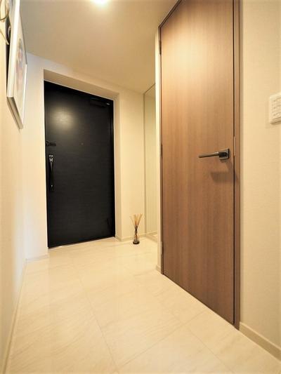 Modern 2LDK in NAGOYA the TOWER with City Views — Image 1, Nakamura, Aichi