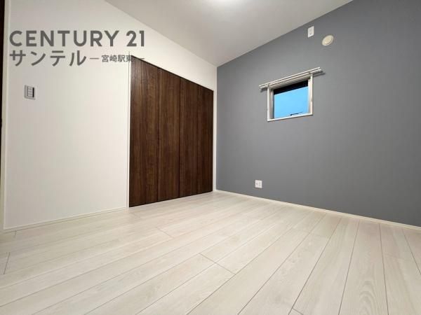 Modern 3LDK House in Miyazaki Showa District with Solar Power - Thumbnail 4