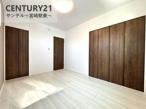 Modern 3LDK House in Miyazaki Showa District with Solar Power - Thumbnail 3