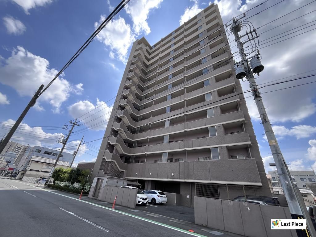 Polestar Maebashi Honcho 3LDK Apartment for Sale in Gunma - Thumbnail 2