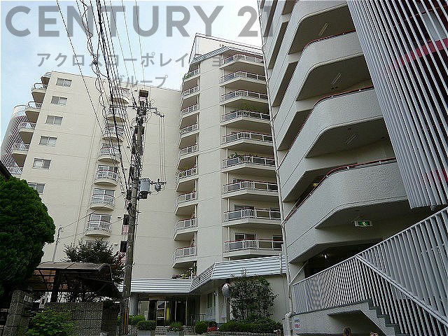 Grand Heights Koyoen 3LDK Apartment in Nishinomiya - Thumbnail 4