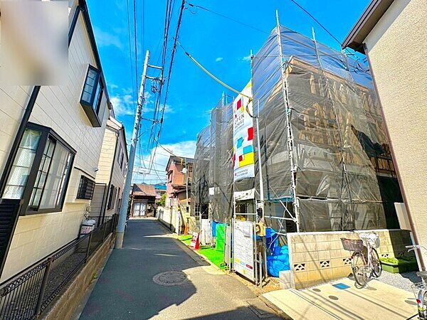 New 2LDK+S House for Sale in Edogawa, Tokyo - 89.42m2 - Thumbnail 3