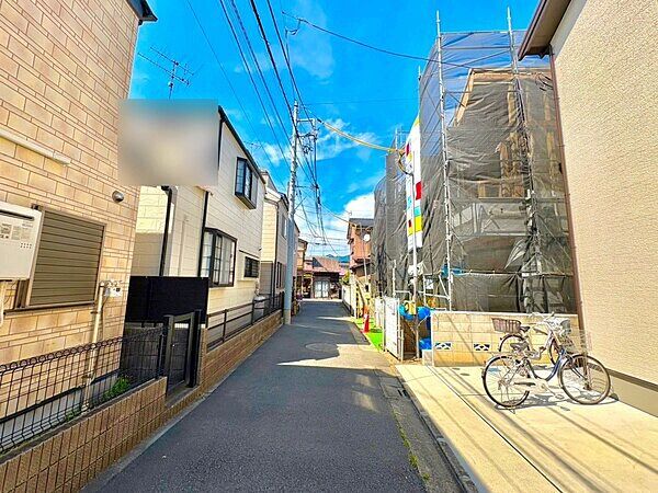 New 2LDK+S House for Sale in Edogawa, Tokyo - 89.42m2 - Thumbnail 2