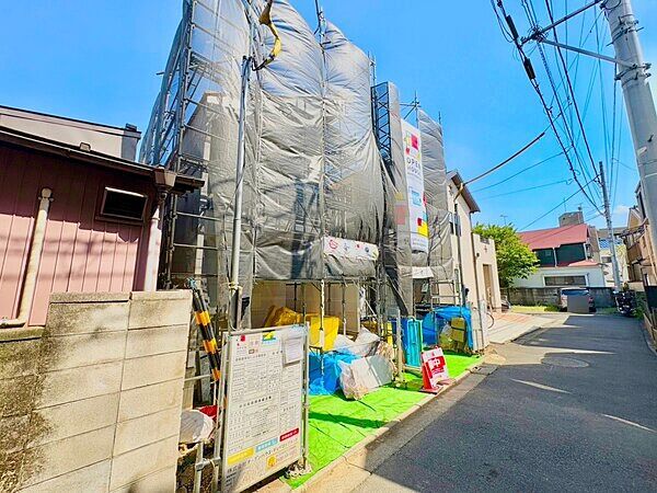 New 2LDK+S House for Sale in Edogawa, Tokyo - 89.42m2 - Thumbnail 4