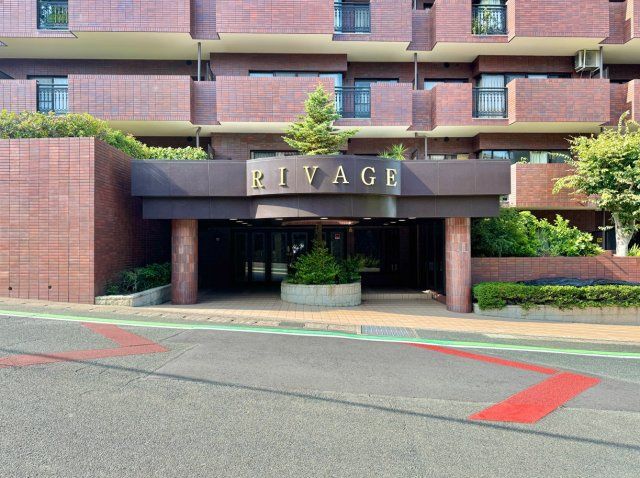 4LDK Renovated Apartment in Central Hamamatsu | 92.7m² - Thumbnail 2