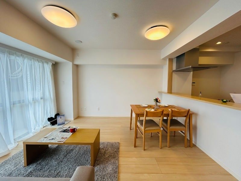 3LDK Apartment in Naha with Balcony and Parking - Thumbnail 4