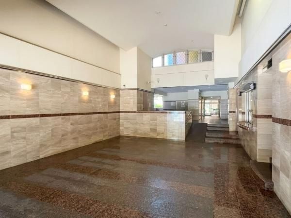 3LDK Apartment for Sale in Yamatotakada, Nara - Thumbnail 3