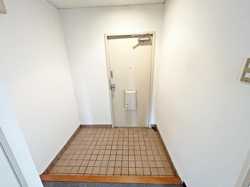 3LDK Apartment in Nagahama with Balcony Views - Thumbnail 3