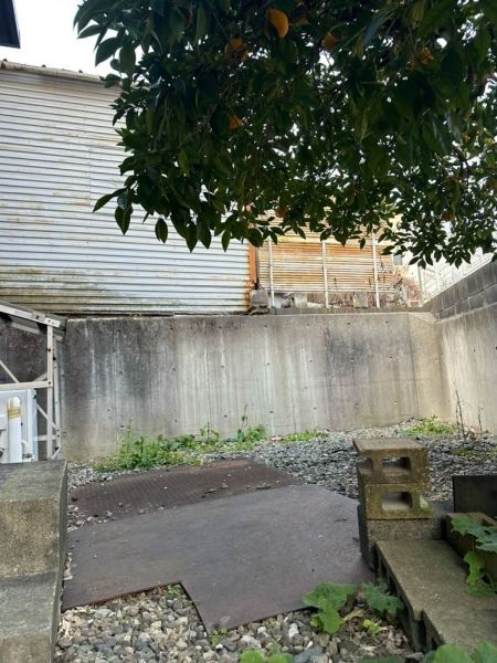 4LDK House for Sale in Yokohama's Hodogaya Ward - Thumbnail 2