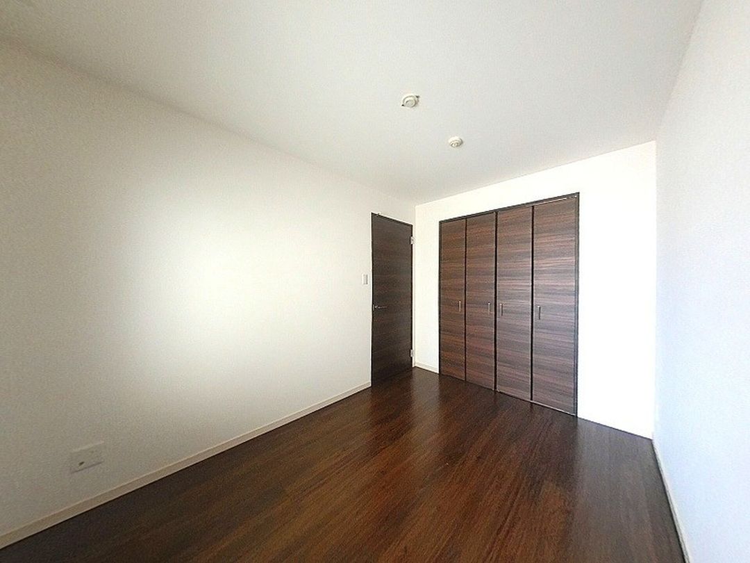 2LDK Apartment for Sale in Kochi City, 65.01m² - Thumbnail 4
