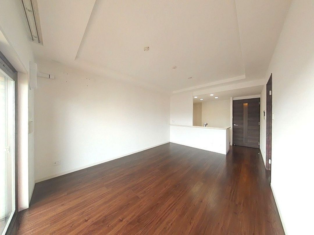 2LDK Apartment for Sale in Kochi City, 65.01m² - Thumbnail 2