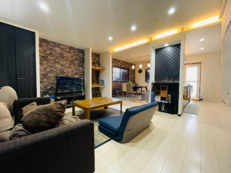 5LDK Renovated House in Chikushino, Fukuoka - Thumbnail 4