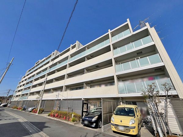 4LDK Apartment for Sale near Hatogaya Station, Kawaguchi - Thumbnail 3