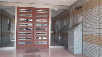 Sun Cradle Fukiage 3LDK Apartment in Konosu City — Image 2, Konosu, Saitama