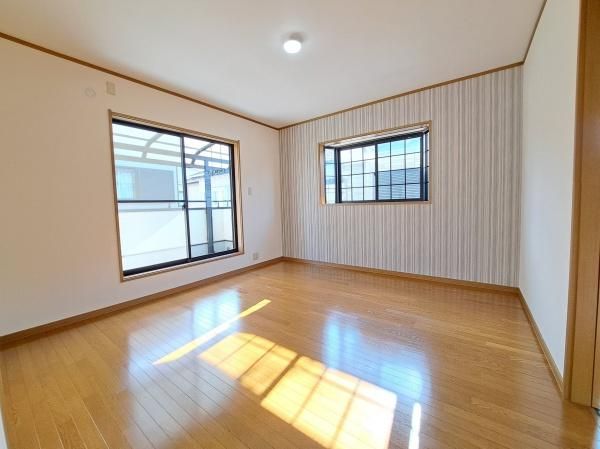 3SLDK House for Sale in Izumi City, Wakayama - Recently Renovated - Thumbnail 4