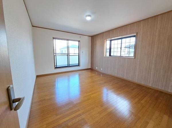 3SLDK House for Sale in Izumi City, Wakayama - Recently Renovated - Thumbnail 3