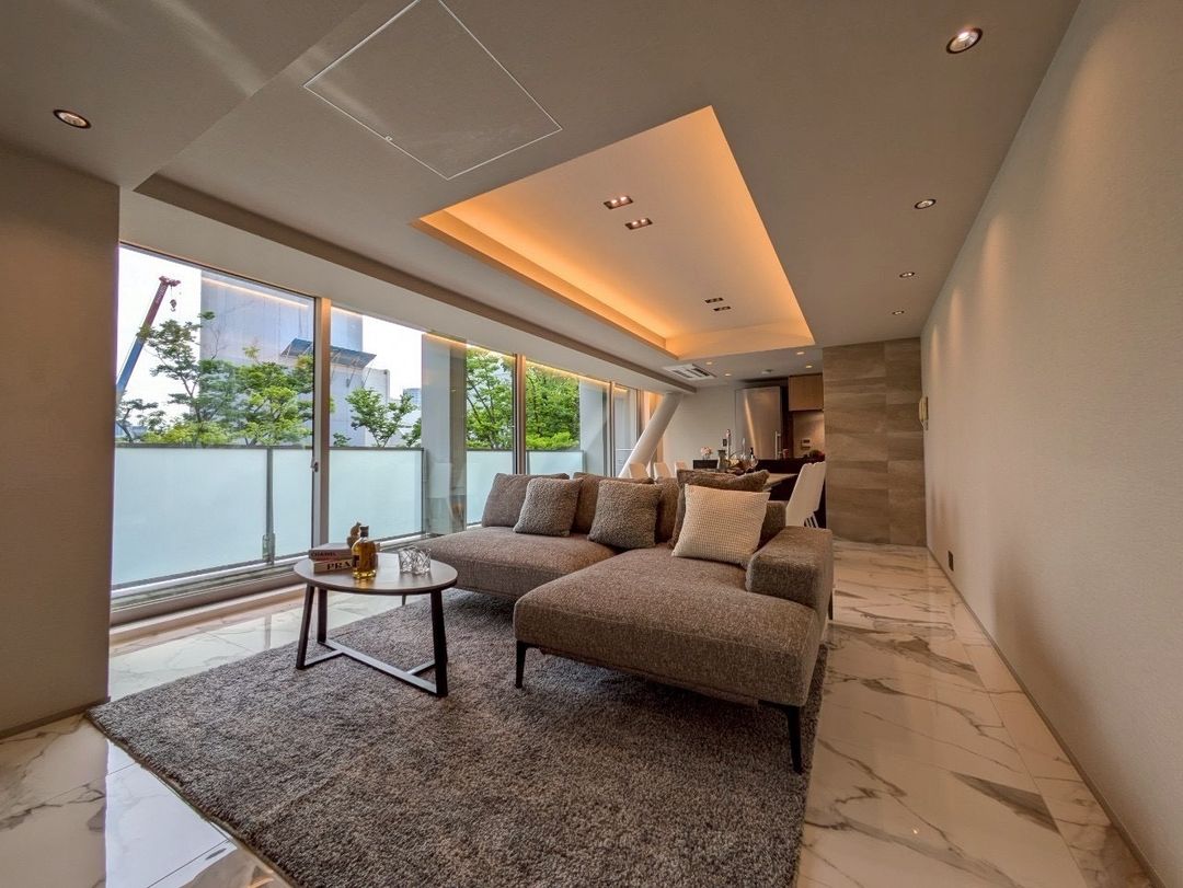 Tadao Ando Designed 1LDK Apartment in Omotesando Hills, Tokyo - Thumbnail 3