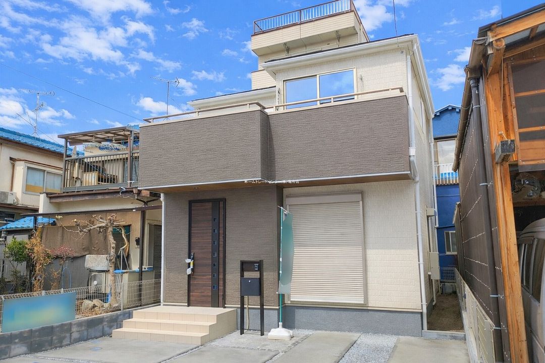 New 4LDK House for Sale in Misato, Saitama - Thumbnail 3