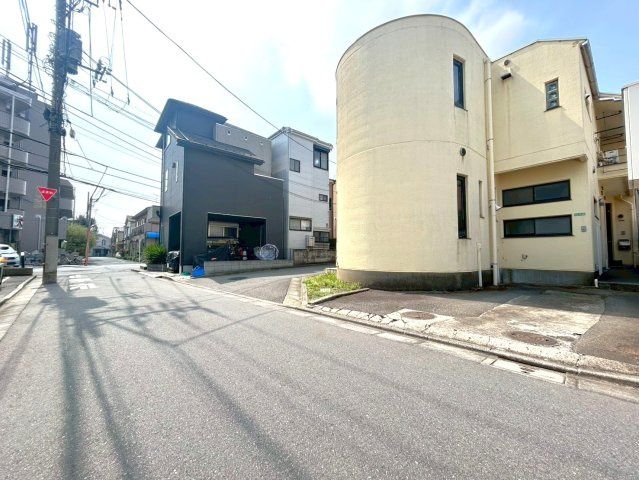 4SLDK Reinforced Concrete House for Sale in Nishi-Oizumi, Nerima - Thumbnail 4