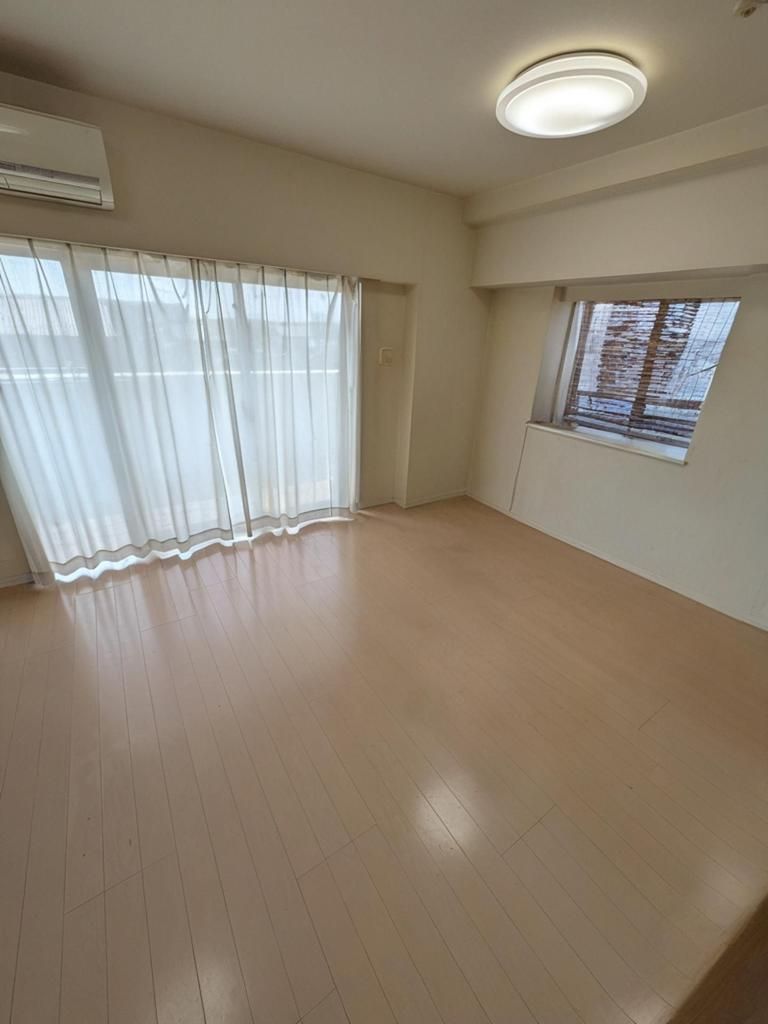 3LDK Apartment for Sale in Ota, Gunma - 67m2 - Thumbnail 4
