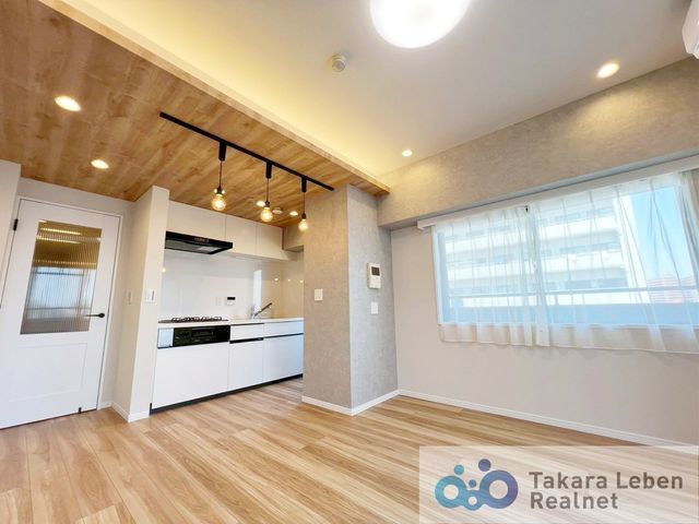 3LDK Renovated Apartment in Koto, Tokyo Near Nishiojima Station - Thumbnail 3