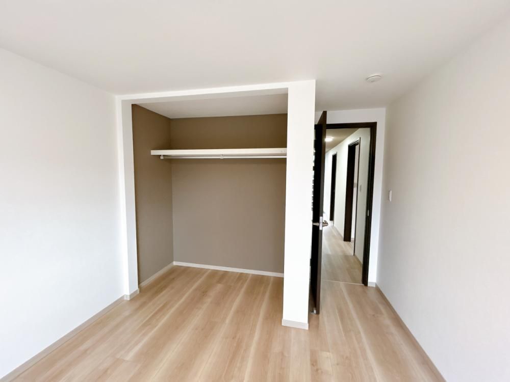 Renovated 2LDK House in Onomichi with Garden and Parking - Thumbnail 3