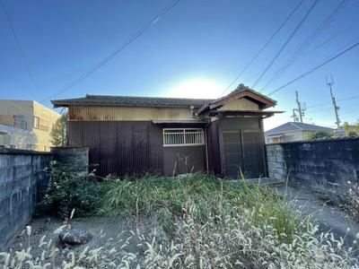 [Homes] Used detached house 15 minutes walk from Nishigobo Station on the Kishu Railway (Mihama-cho, Hidaka-gun) — Image 1, Mihama, Wakayama