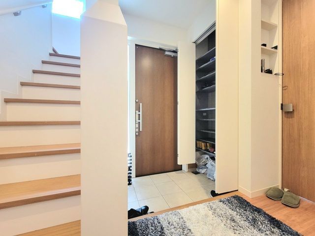 4LDK Corner Lot House in Kochi's Takasu 3-chome - Thumbnail 2